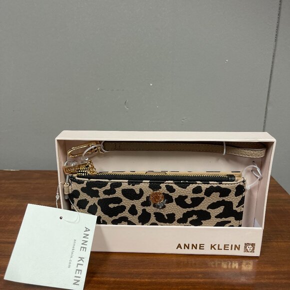 Anne Klein Boxed Wristlet Truffle Cheetah Print - Picture 1 of 2